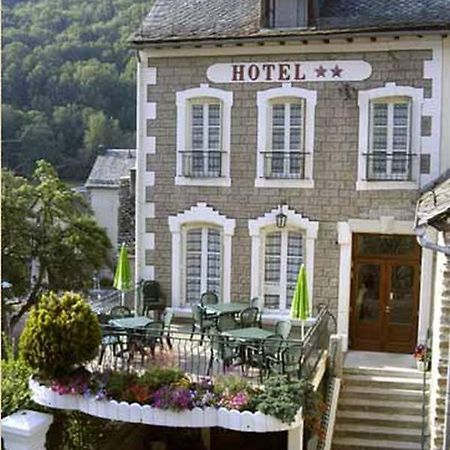 Hotel Des Voyageurs Saint-Chély-dʼAubrac 외부 사진